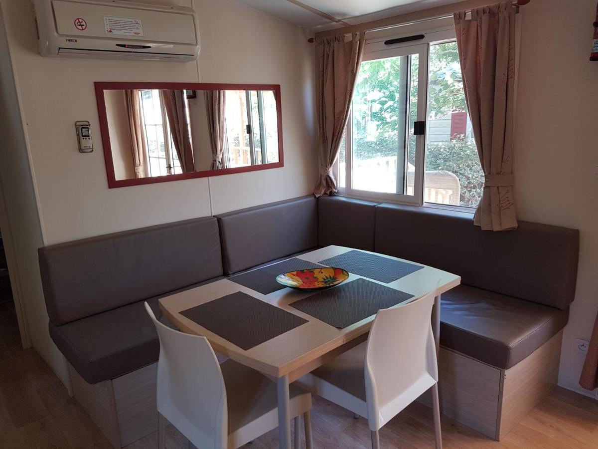 Mobil-Home Camping Novela ปอร์-ลา-นูแวลล์ ภายนอก รูปภาพ